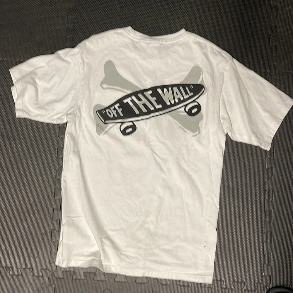 Vans tee, Men (size X01 or small Men’s) - Picture 2 of 2
